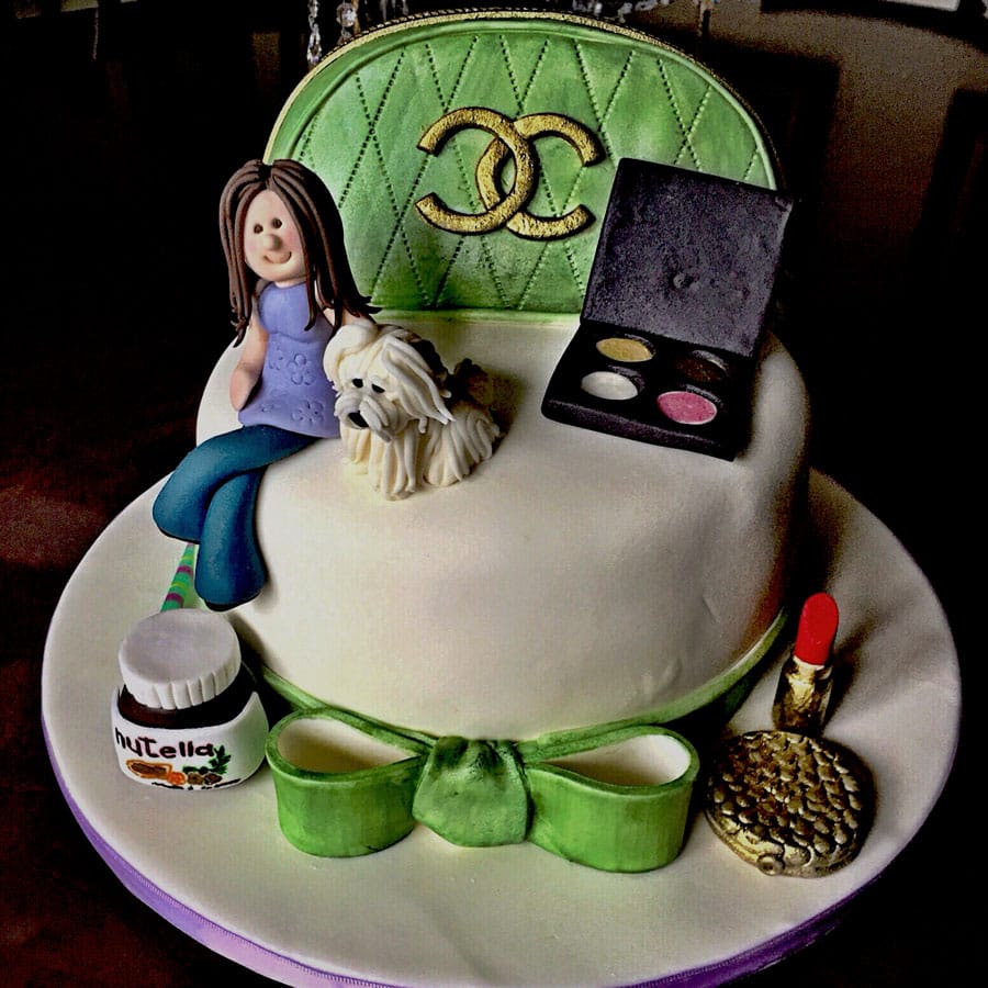 Torta Coco Chanel: Sofisticazione che Affascina