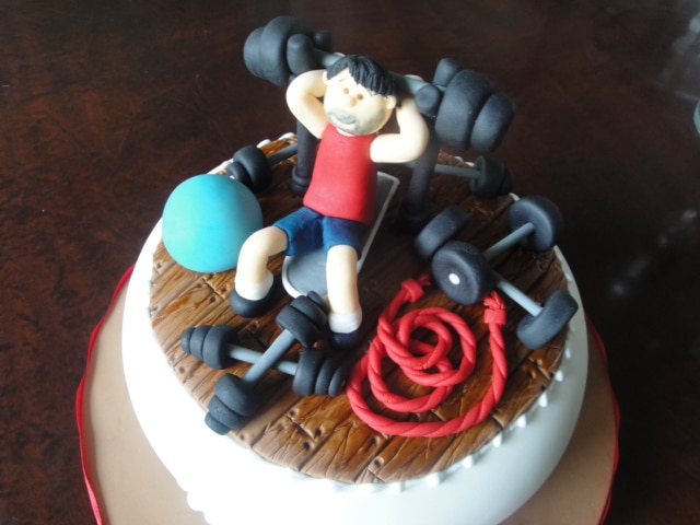Torta CrossFit: Il Dolce che Ogni Atleta Merita