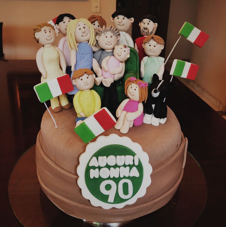 Torta della Nonna: L'Abbraccio Dolce della Famiglia Italiana