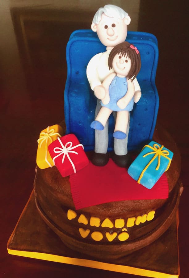 Torta del Nonno: Il Regalo che Non Dimenticherà Mai