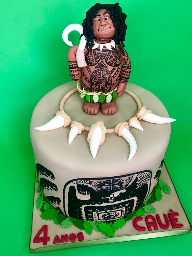 Torta Maui (Moana Disney): Avventura Tropicale in Pasta di Zucchero
