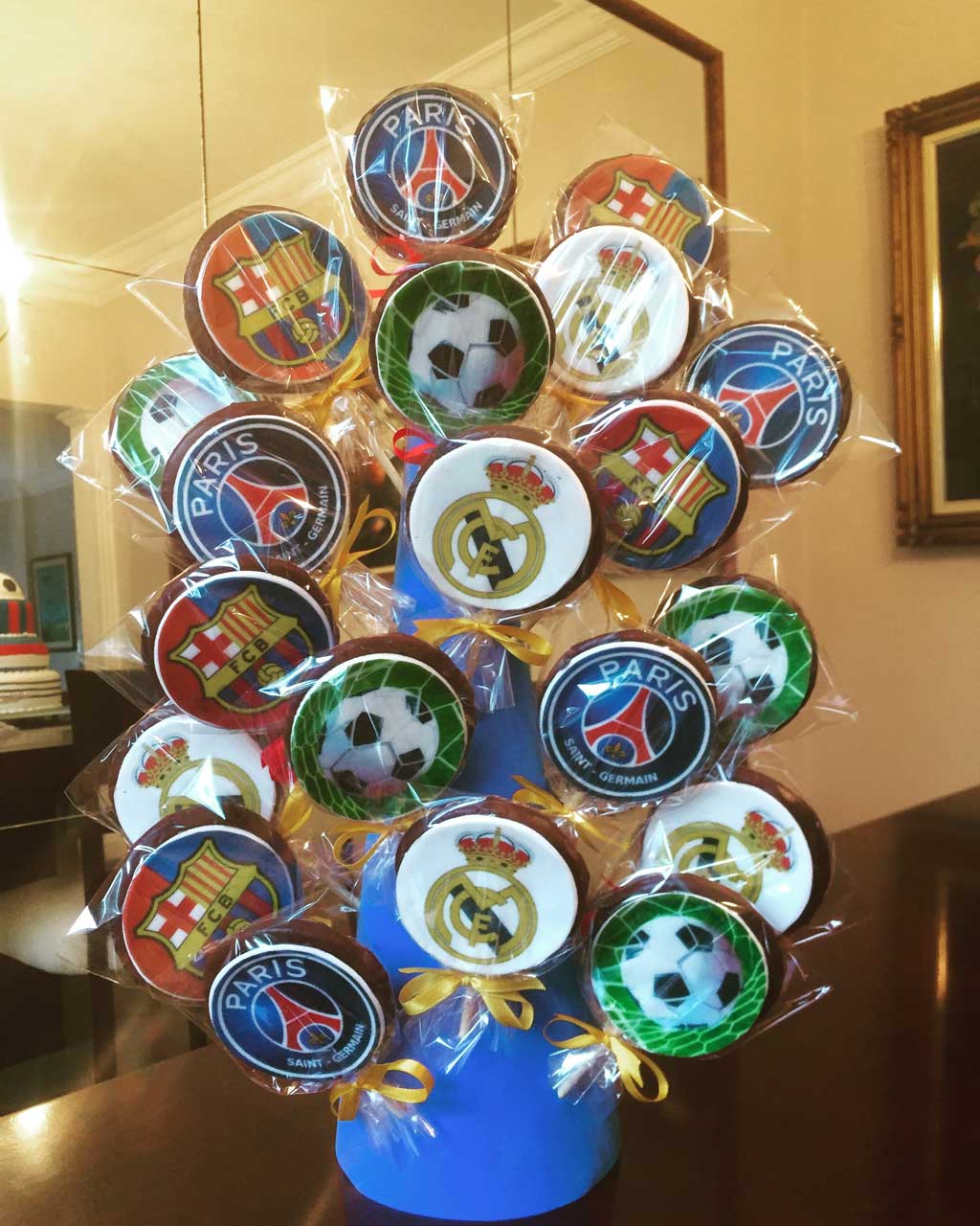 Biscotti Decorati per Feste di Compleanno - 18